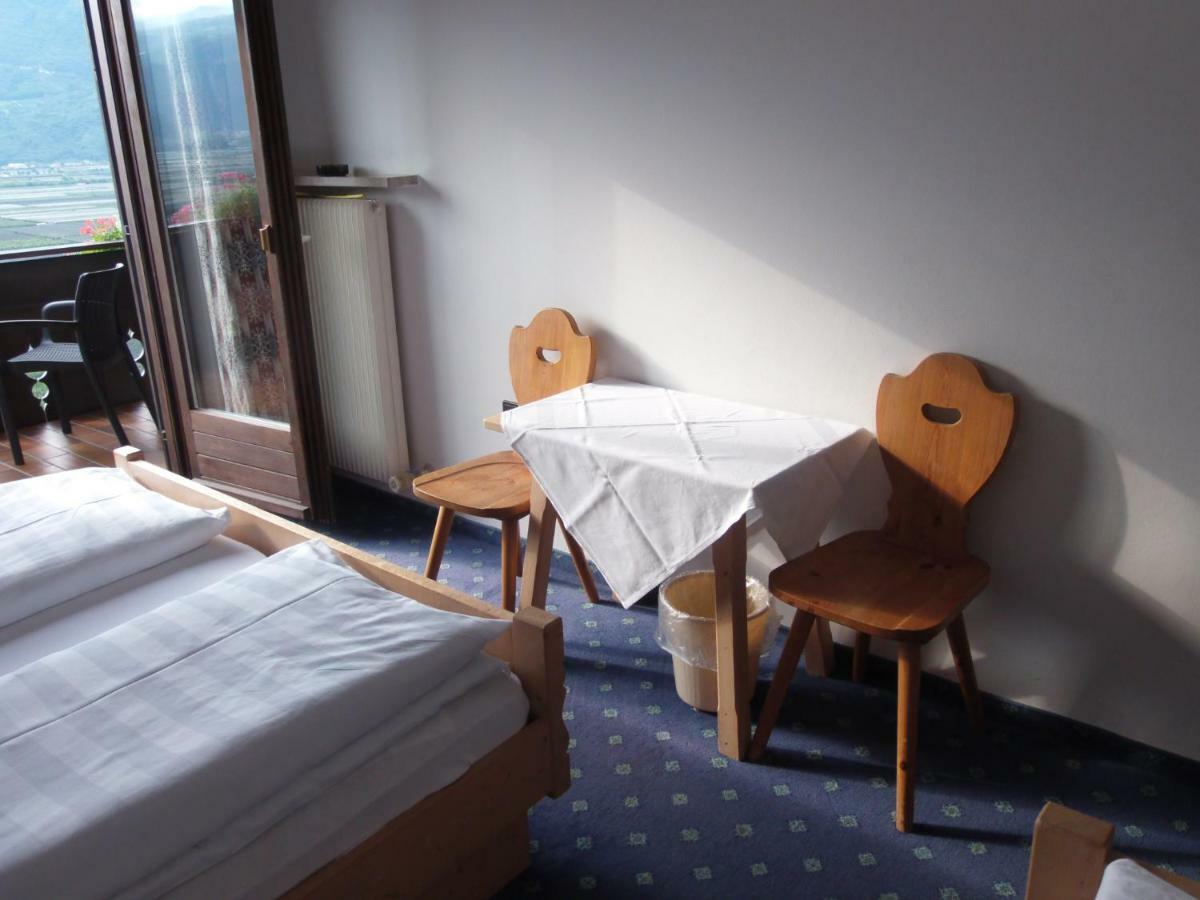 Garni Runggner Traubenhof Hotel Termeno Exterior photo
